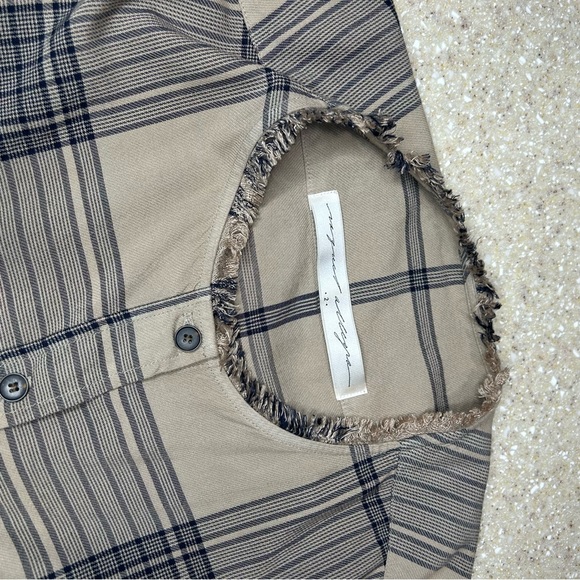 Raquel Allegra sleeveless plaid top with fringe trim - Size 2 / M - Picture 9 of 10